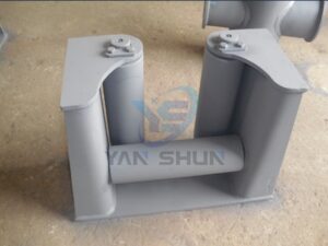 CBT 3062-2011 Universal Fairlead With Horizontal Roller Roller-head Fairlead type A 3-roller