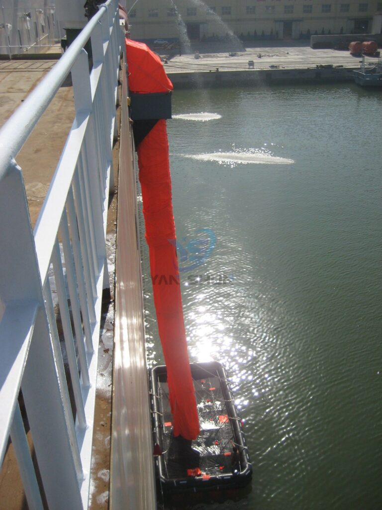 Single Chute Vertical Passage Marine Evacuation System to Yan