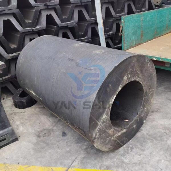 Cylindrical Type Rubber Fenders Yan Shun Marine