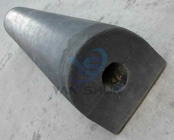 DO Type Rubber Fender Yan Shun Marine